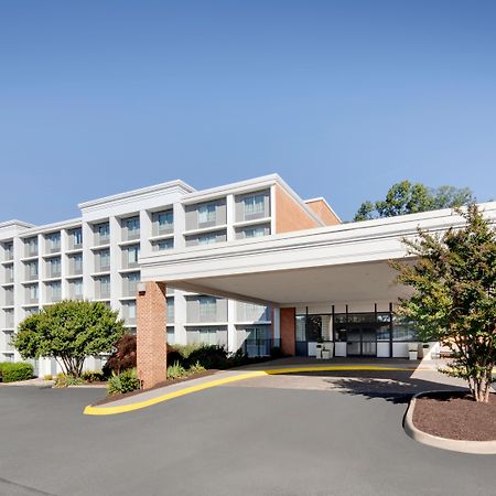 Holiday Inn University Area Charlottesville By Ihg Eksteriør billede